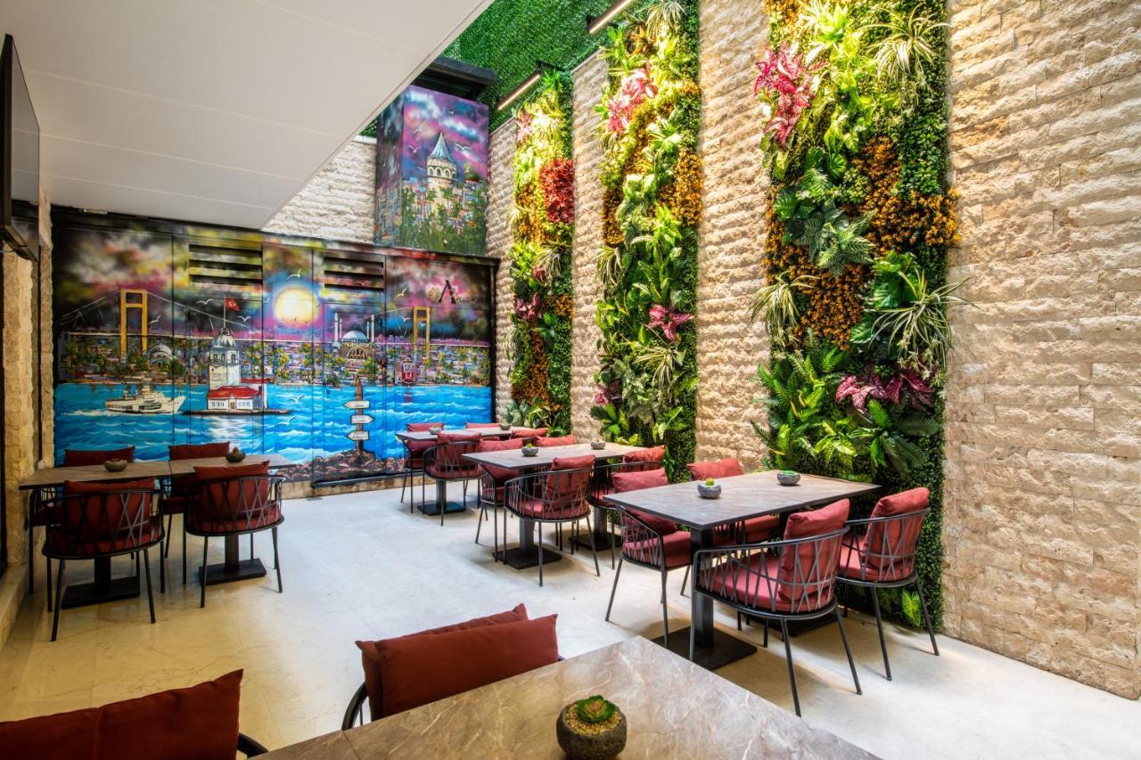 Aprilis Deluxe Hotel イスタンブール エクステリア 写真