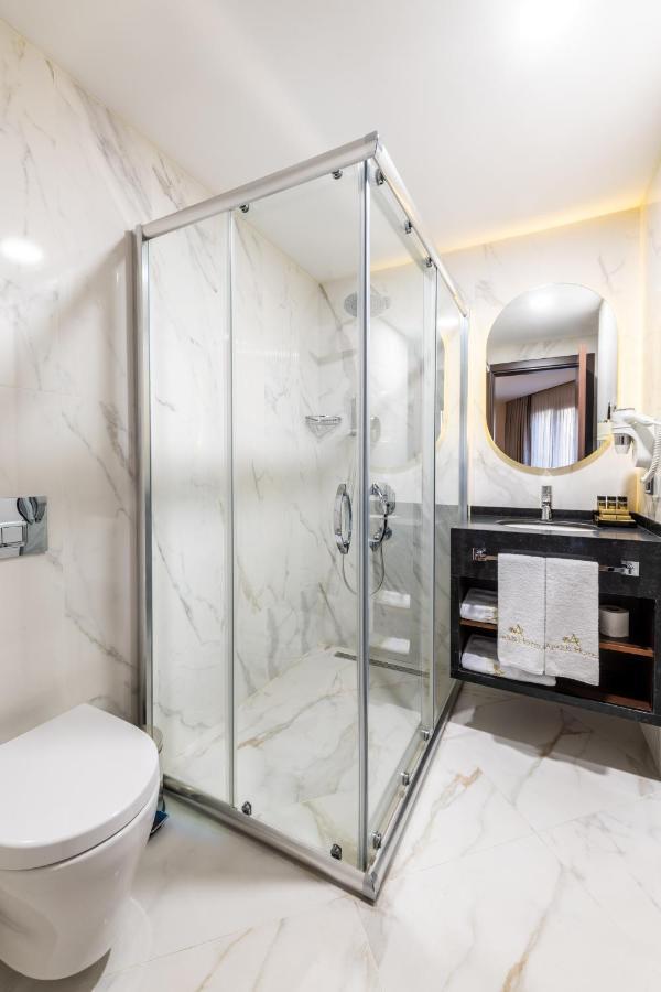Aprilis Deluxe Hotel イスタンブール エクステリア 写真